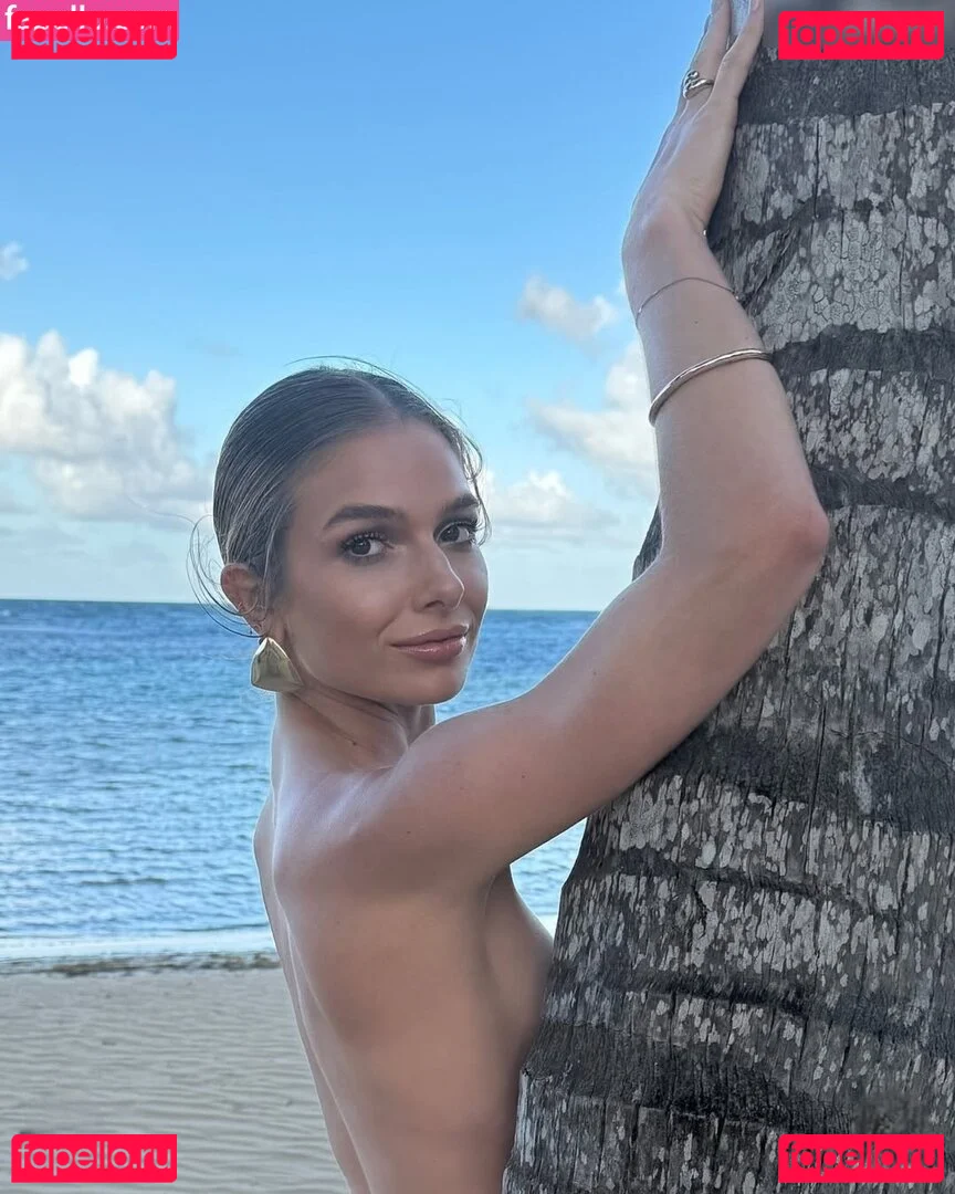 Lola Weippert Onlyfans Photo Gallery 