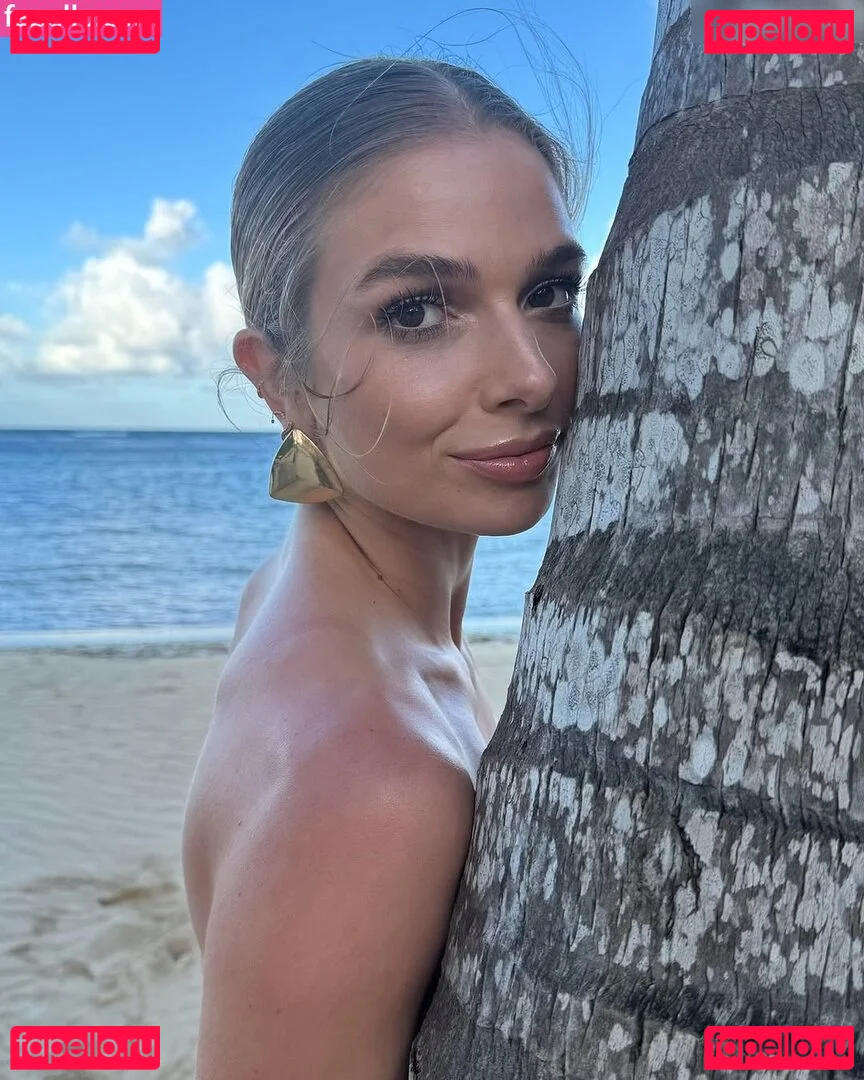 Lola Weippert Onlyfans Photo Gallery 