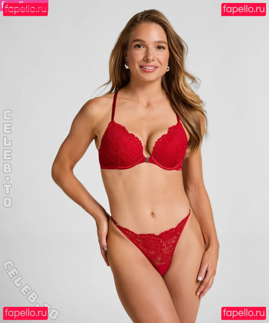 Lola Weippert Onlyfans Photo Gallery 