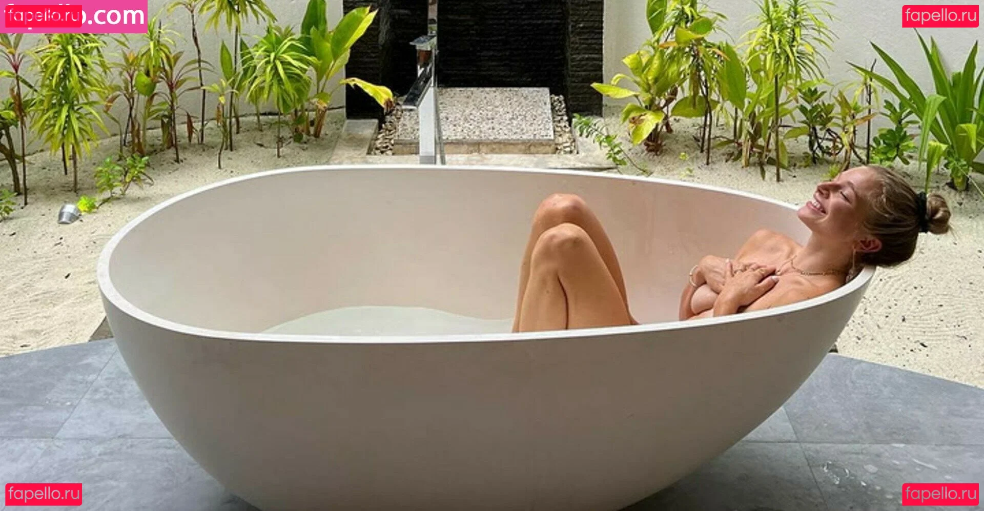 Lola Weippert Onlyfans Photo Gallery 