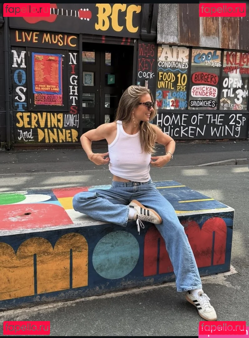 Lola Weippert Onlyfans Photo Gallery 