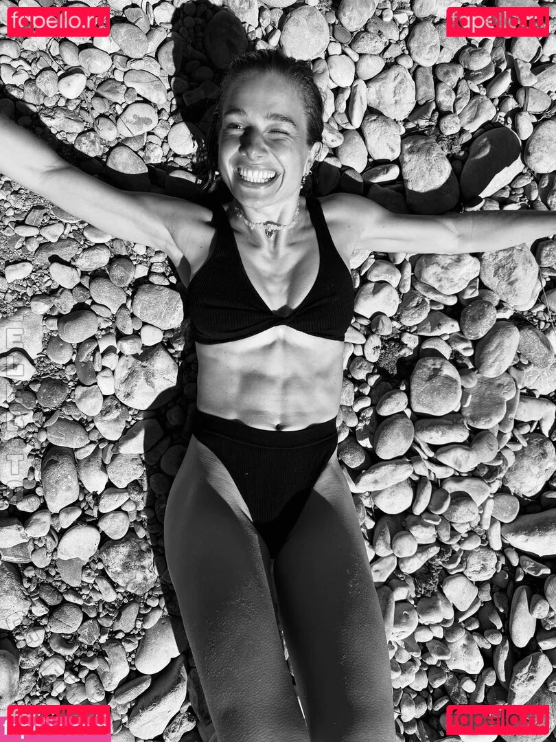 Lola Weippert Onlyfans Photo Gallery 