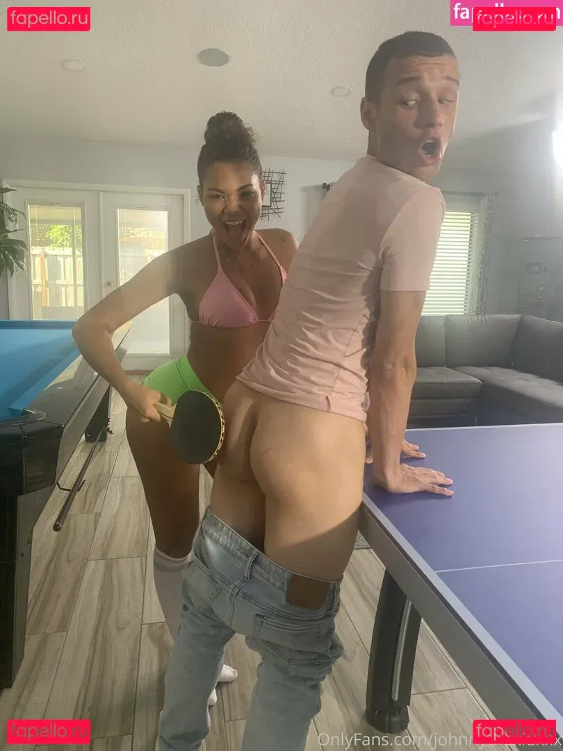 johnnylovesu Onlyfans Photo Gallery 