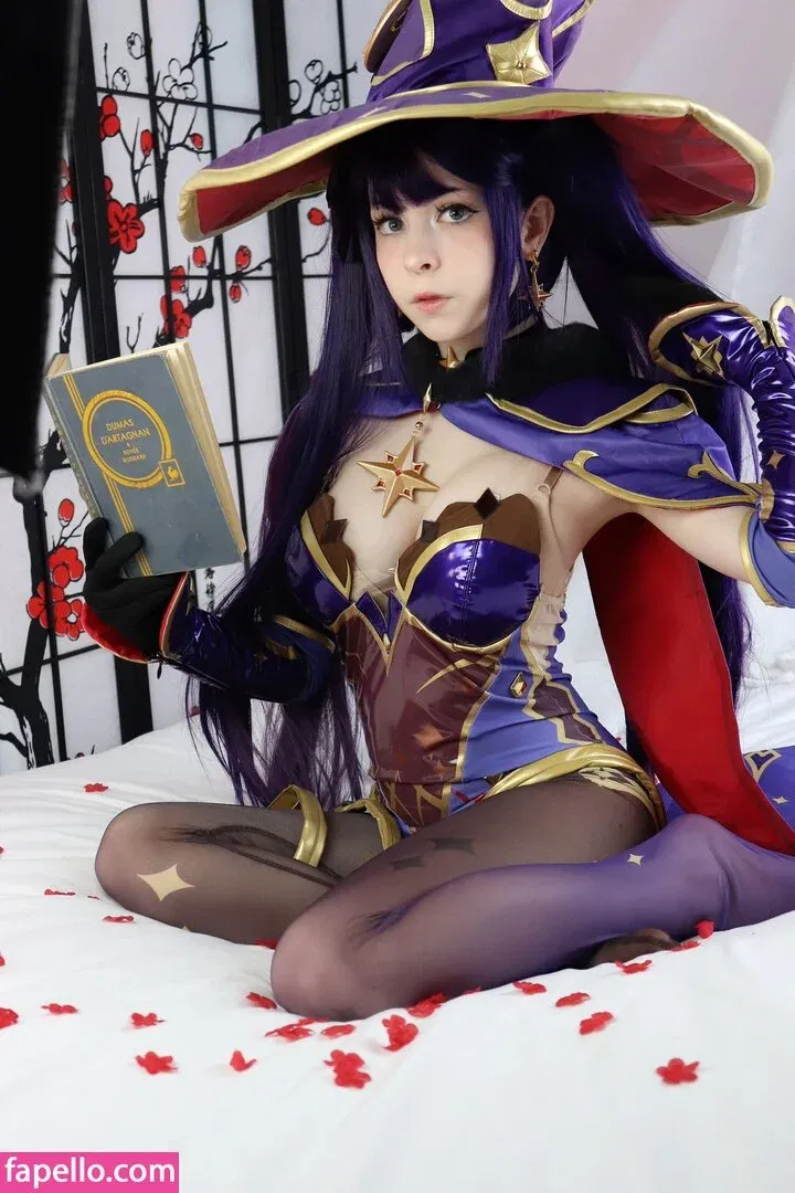 Melondoki Onlyfans Photo Gallery 