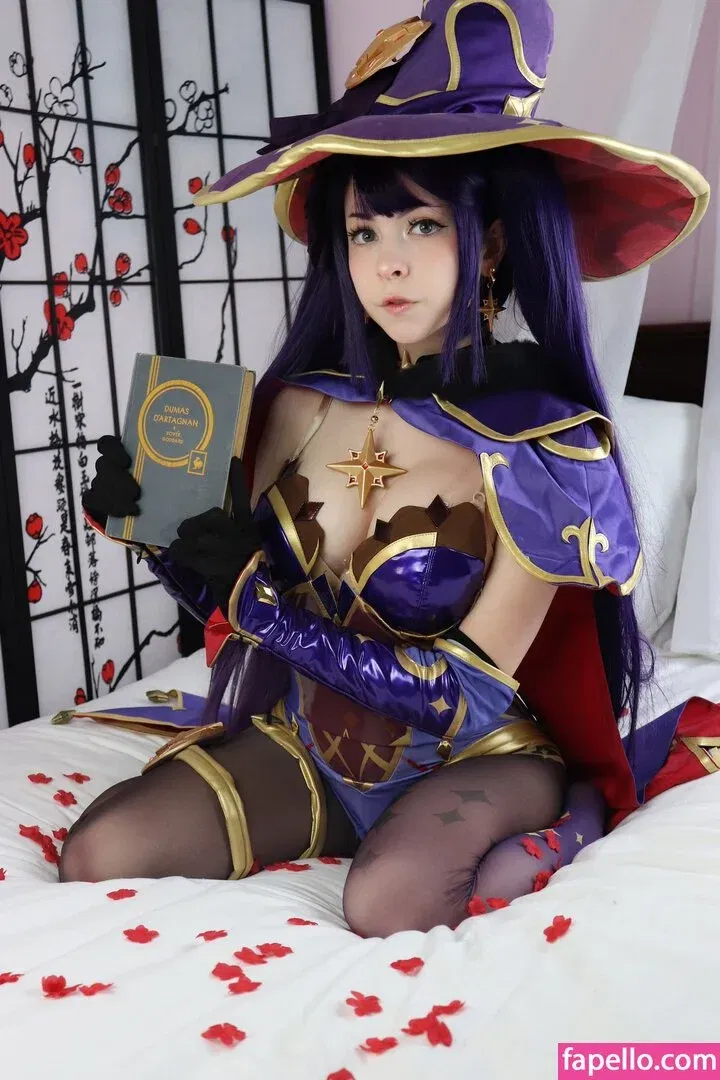 Melondoki Onlyfans Photo Gallery 