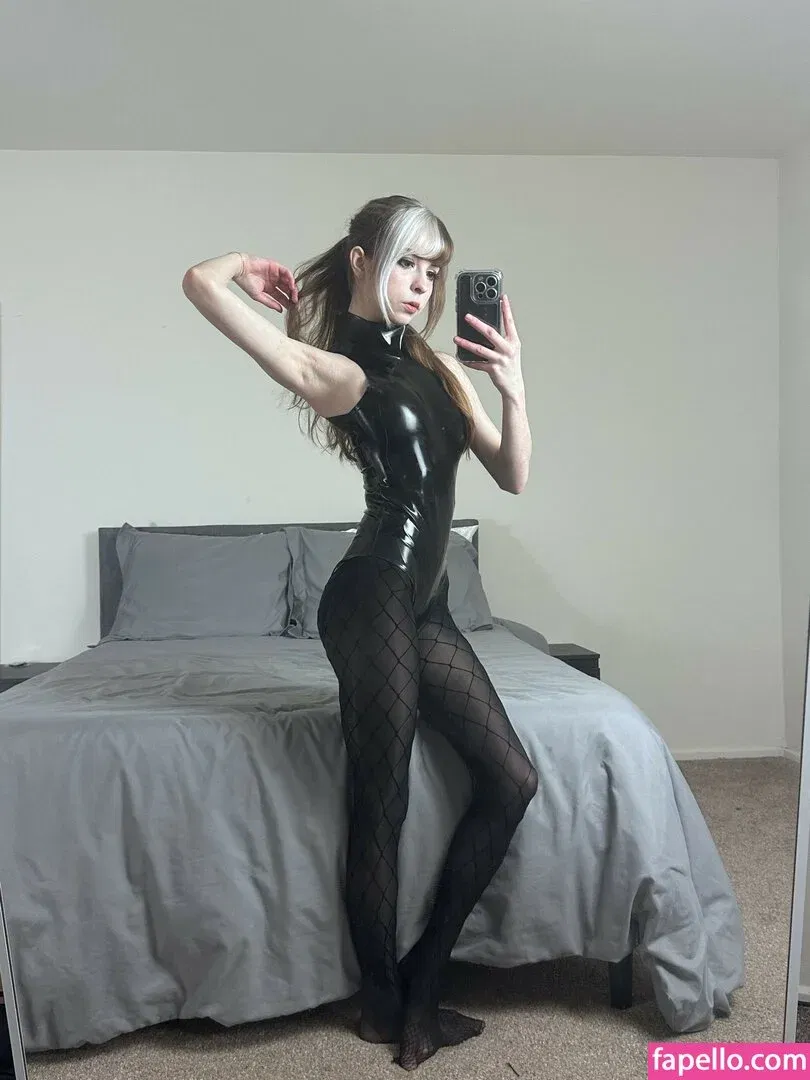 Melondoki Onlyfans Photo Gallery 