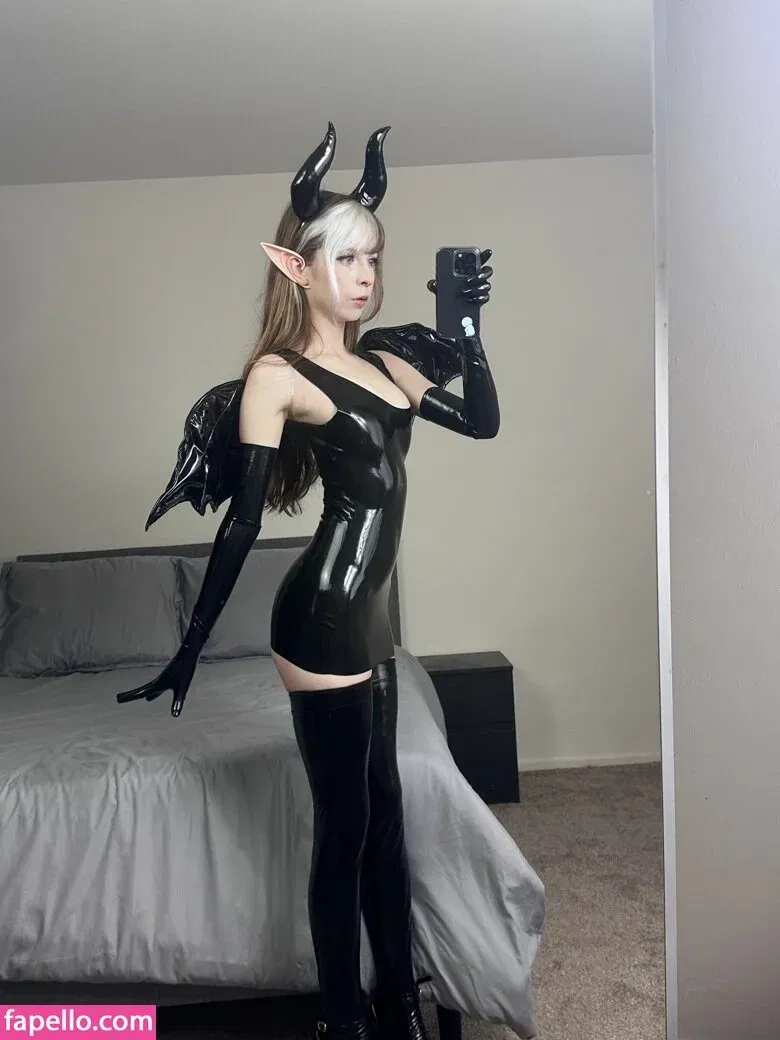 Melondoki Onlyfans Photo Gallery 