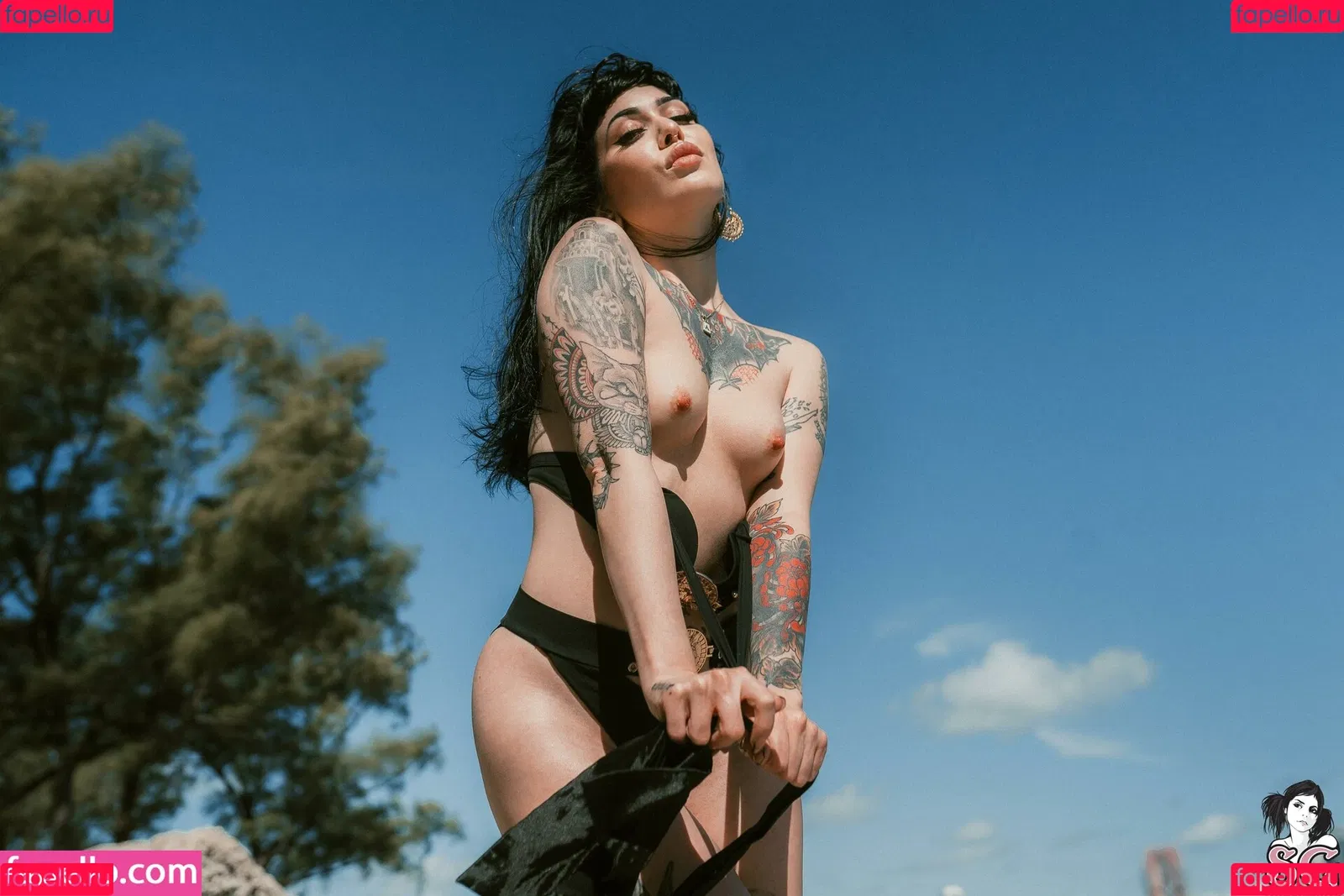 Arson Onlyfans Photo Gallery 