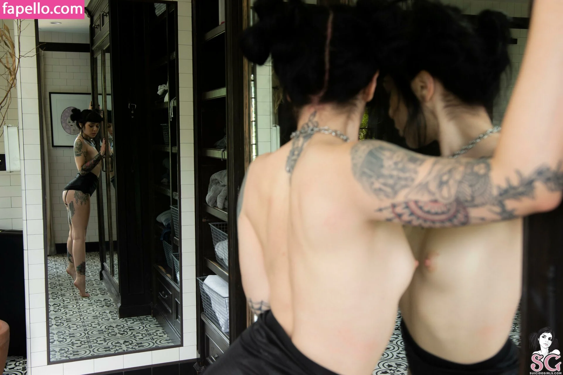 Arson Onlyfans Photo Gallery 