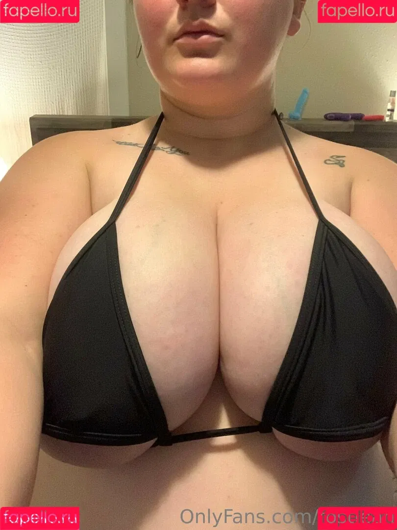 fostleah Onlyfans Photo Gallery 