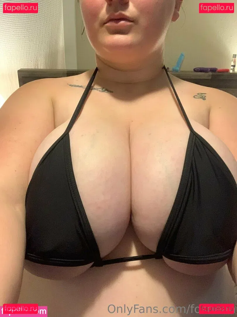 fostleah Onlyfans Photo Gallery 