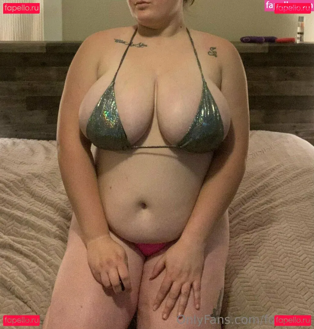 fostleah Onlyfans Photo Gallery 
