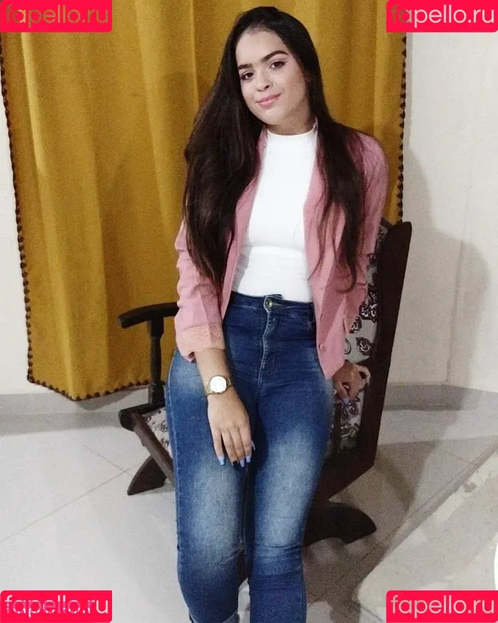 Izabelly Linhares Onlyfans Photo Gallery 