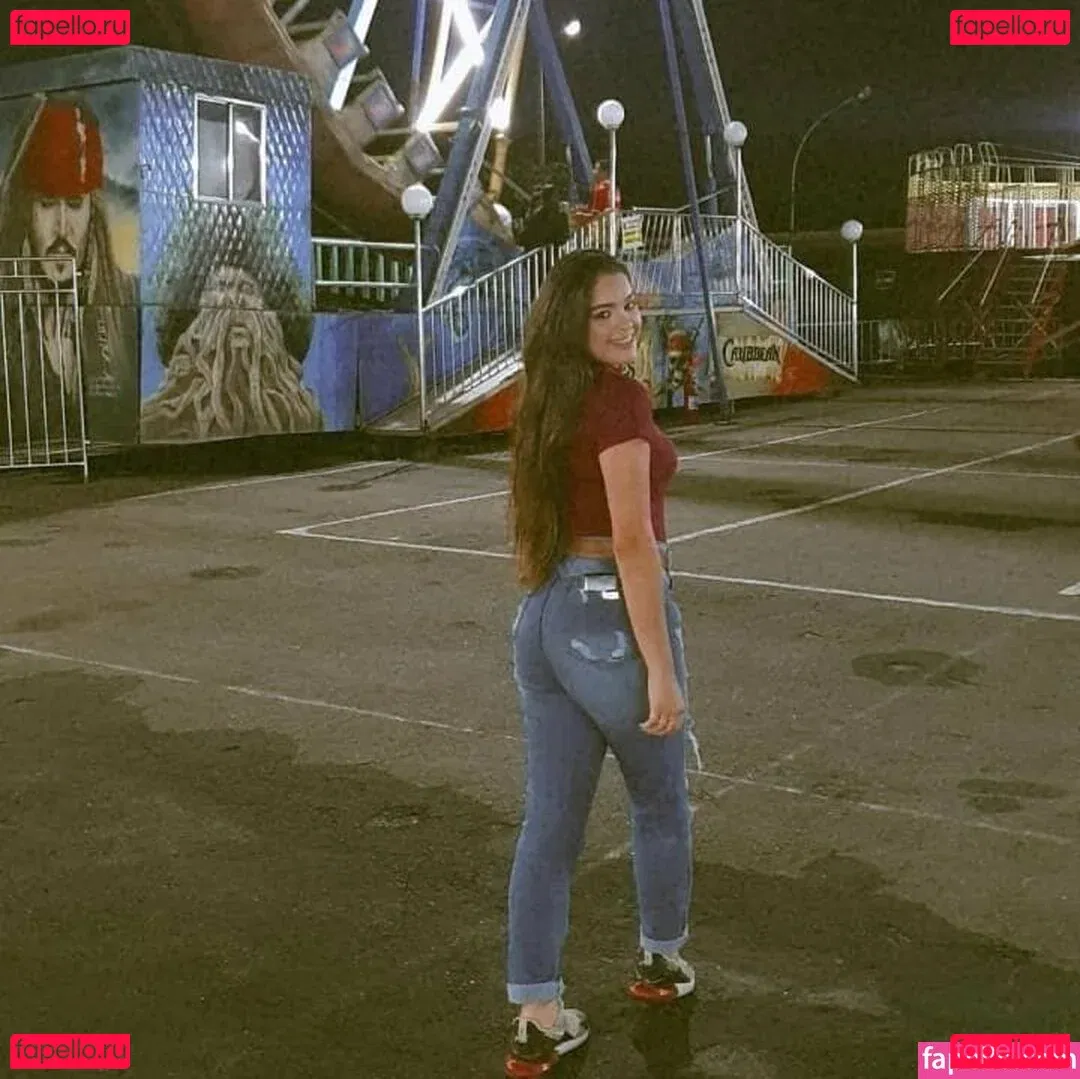 Izabelly Linhares Onlyfans Photo Gallery 