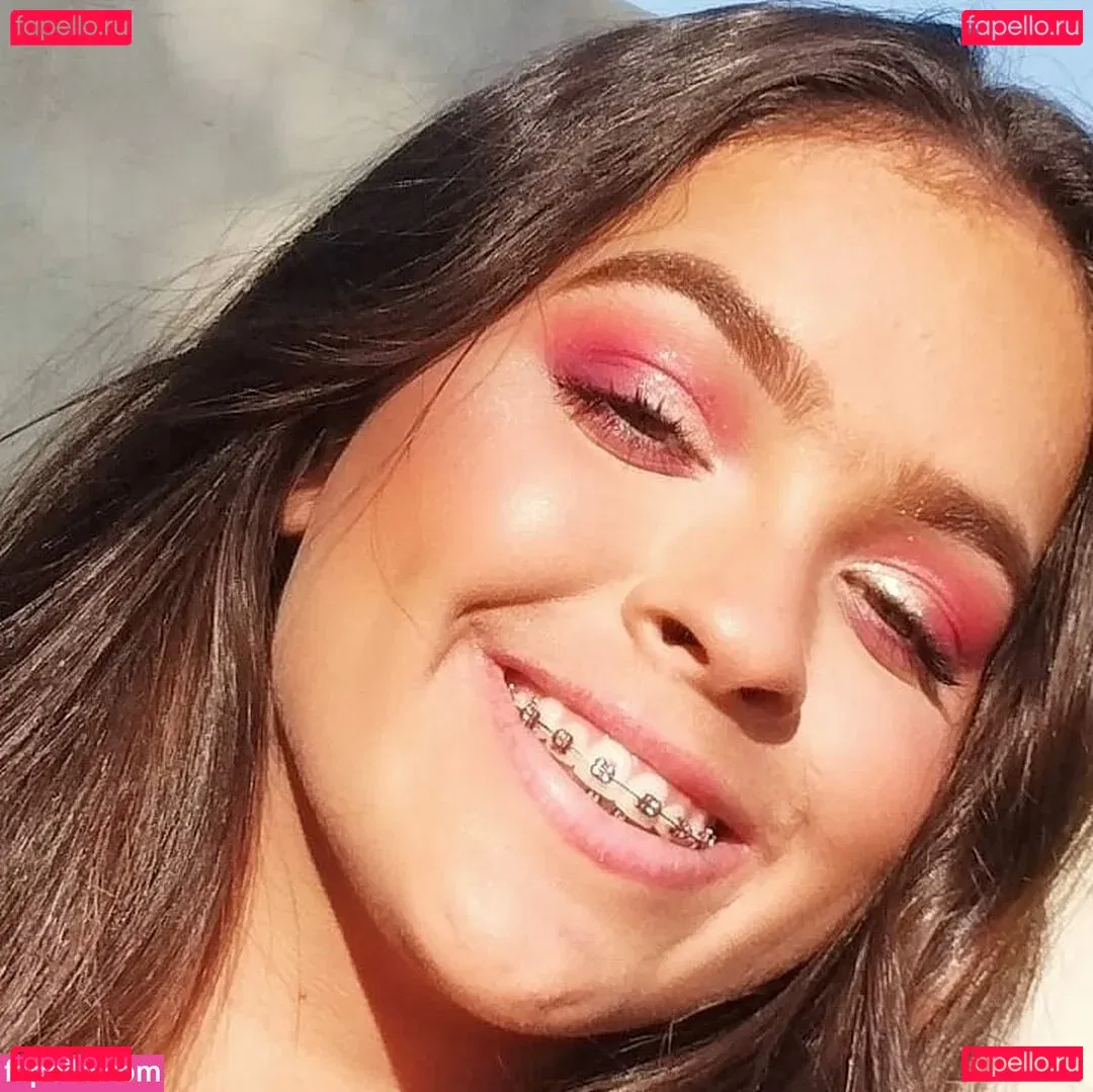 Izabelly Linhares Onlyfans Photo Gallery 