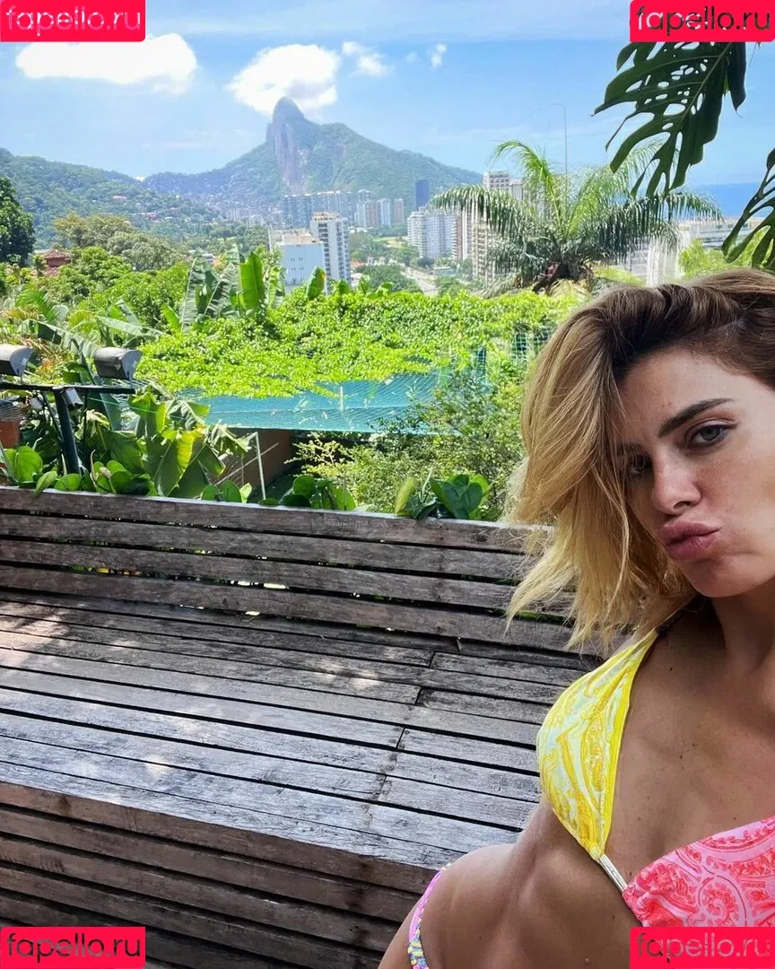 Carolina Dieckmann Onlyfans Photo Gallery 