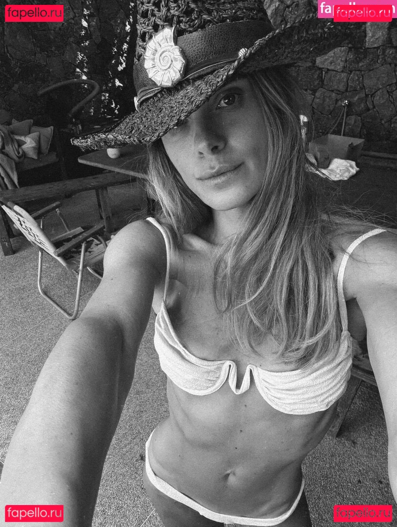 Carolina Dieckmann Nude Onlyfans Photo 14