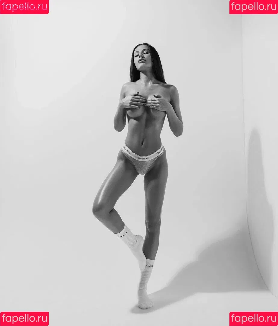 Leens2 Onlyfans Photo Gallery 