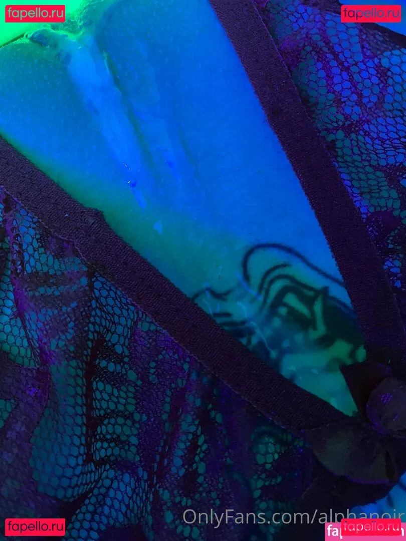 ubucat Onlyfans Photo Gallery 