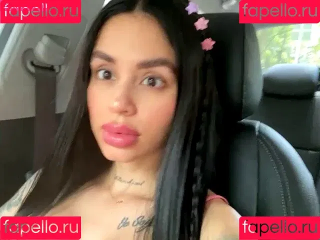 Lara Henao Onlyfans Photo Gallery 