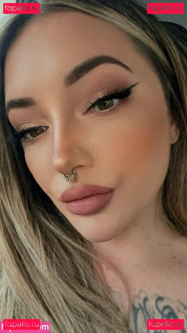 Brittany Zapata Onlyfans Photo Gallery 