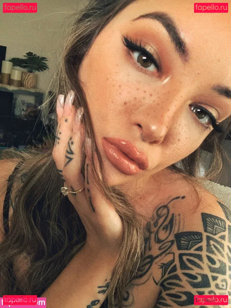 Brittany Zapata Onlyfans Photo Gallery 