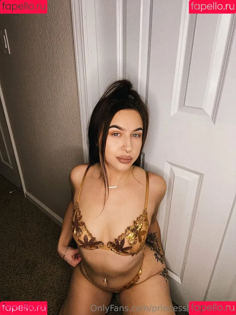 princesslexisbadasf Onlyfans Photo Gallery 