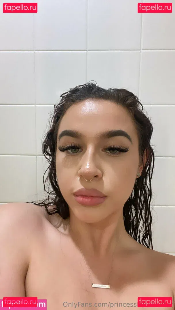 princesslexisbadasf Onlyfans Photo Gallery 