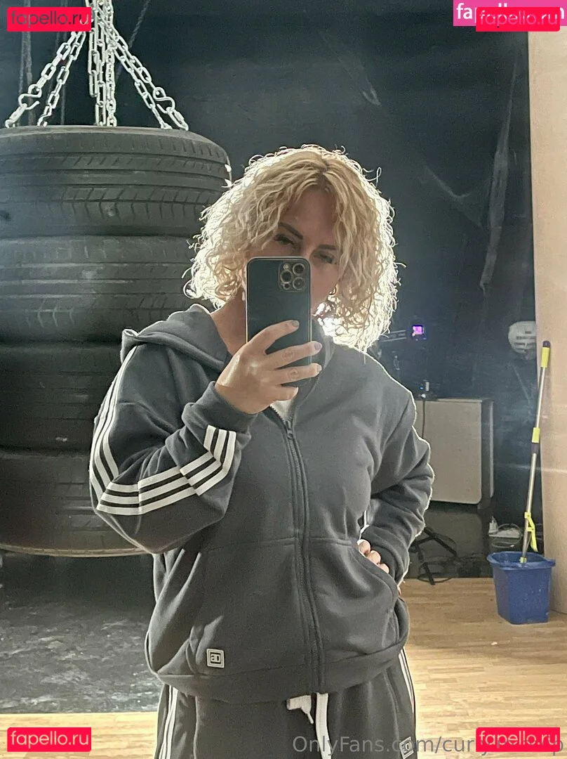 curly.miavip Nude Onlyfans Photo 46