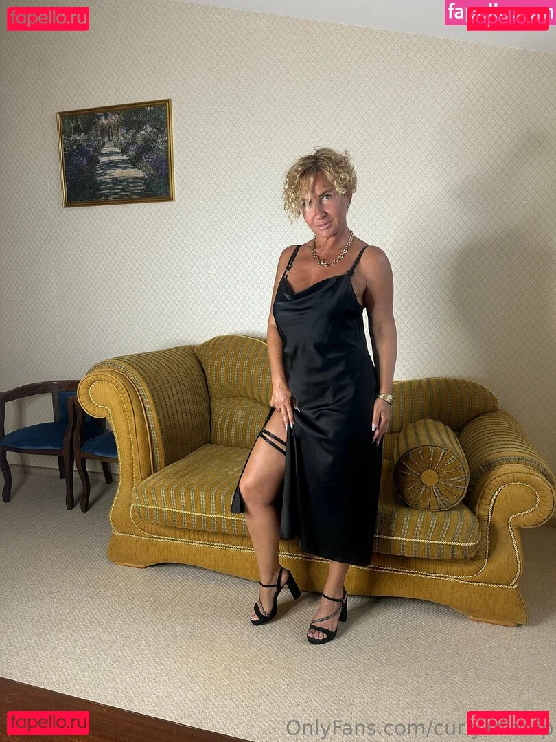 curly.miavip Nude Onlyfans Photo 18