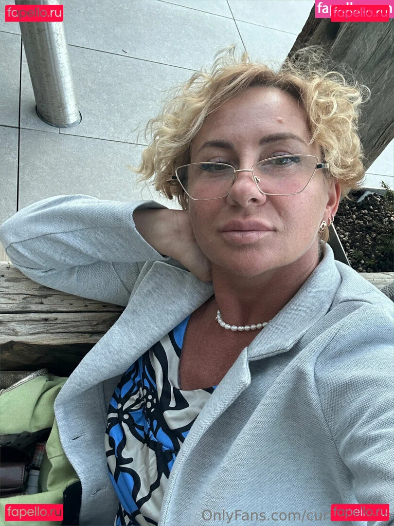 curly.miavip Nude Onlyfans Photo 16
