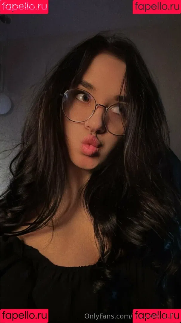 melanie_dolly Onlyfans Photo Gallery 