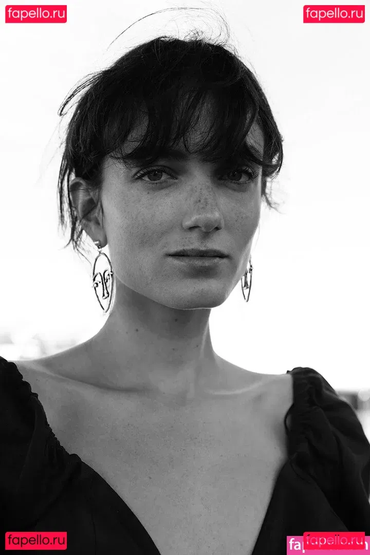 Elektra & Miranda Kilbey Onlyfans Photo Gallery 