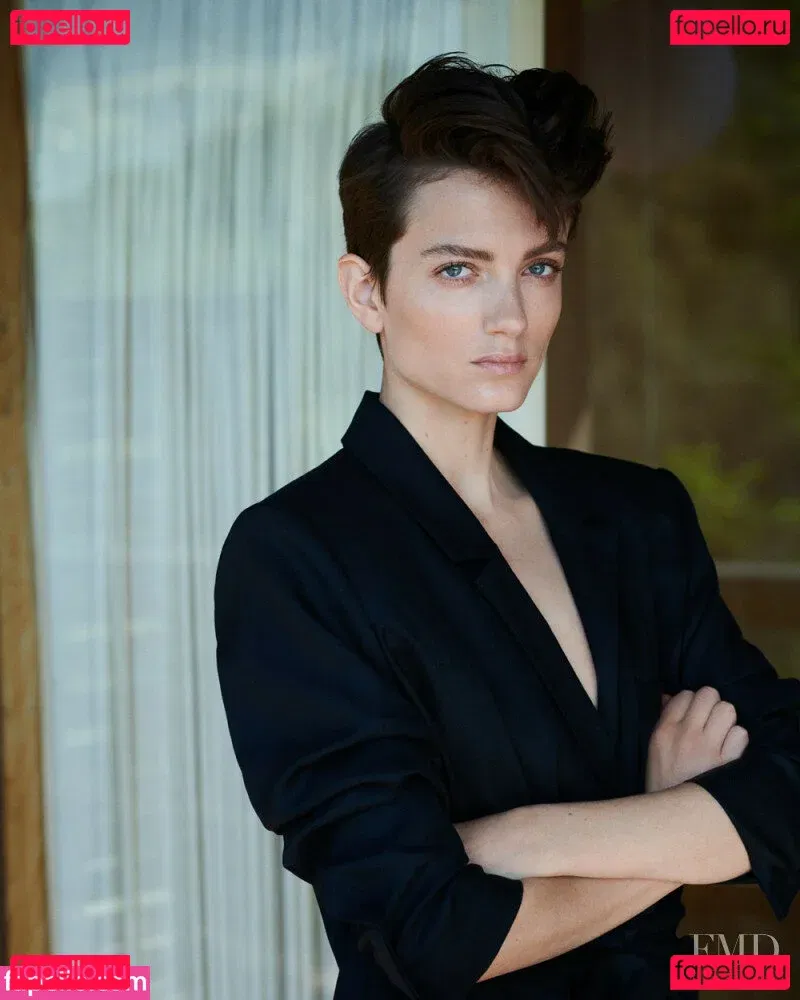 Elektra & Miranda Kilbey Onlyfans Photo Gallery 