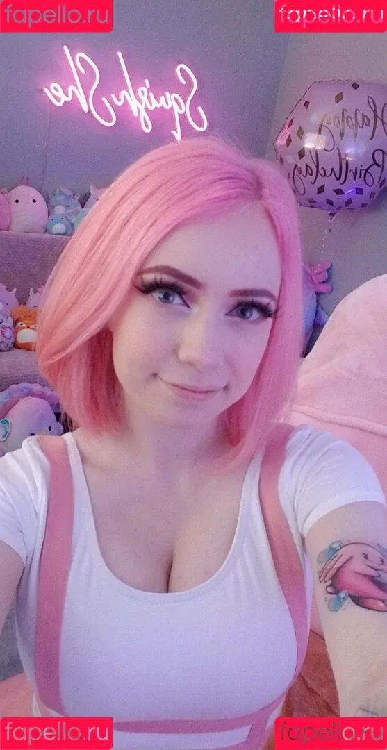 SquishShe Onlyfans Photo Gallery 