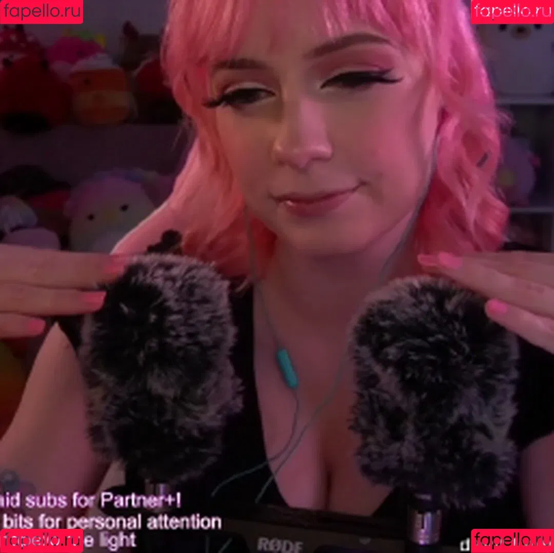 SquishShe Onlyfans Photo Gallery 