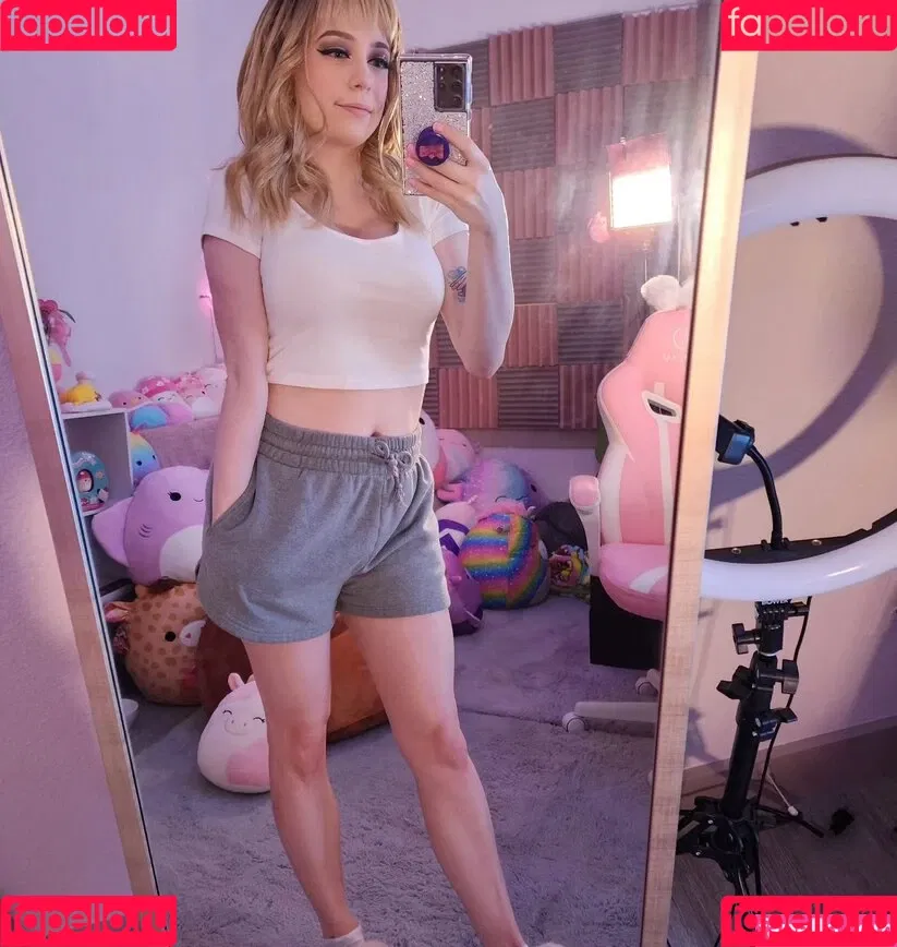 SquishShe Onlyfans Photo Gallery 