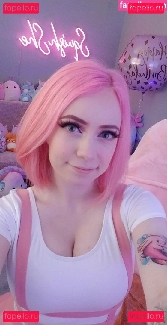 SquishShe Onlyfans Photo Gallery 