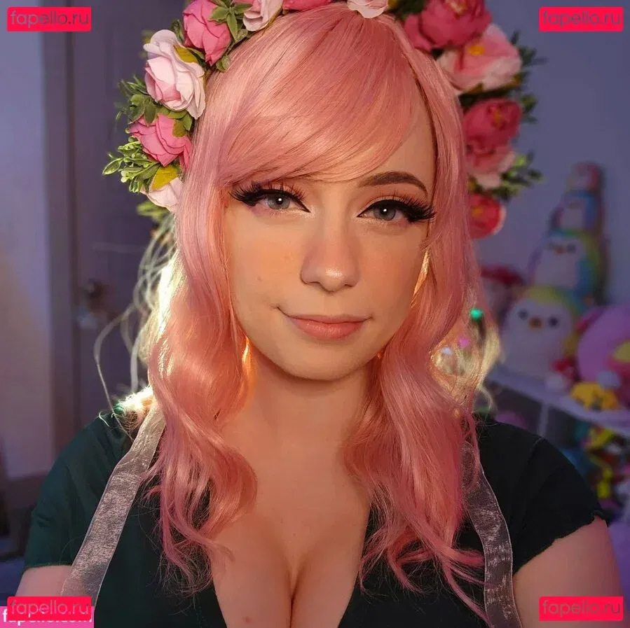 SquishShe Onlyfans Photo Gallery 