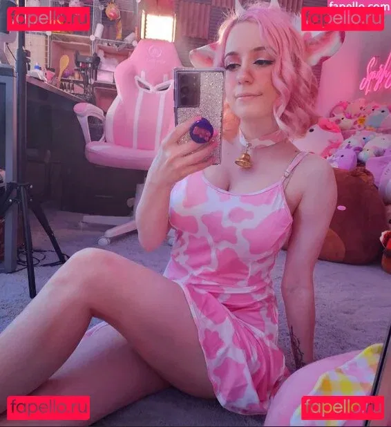 SquishShe Onlyfans Photo Gallery 