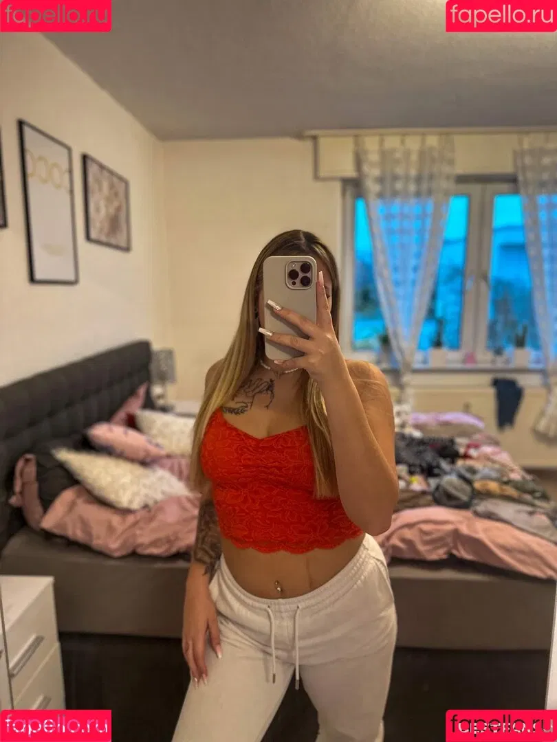 Hotpeachygirl Onlyfans Photo Gallery 