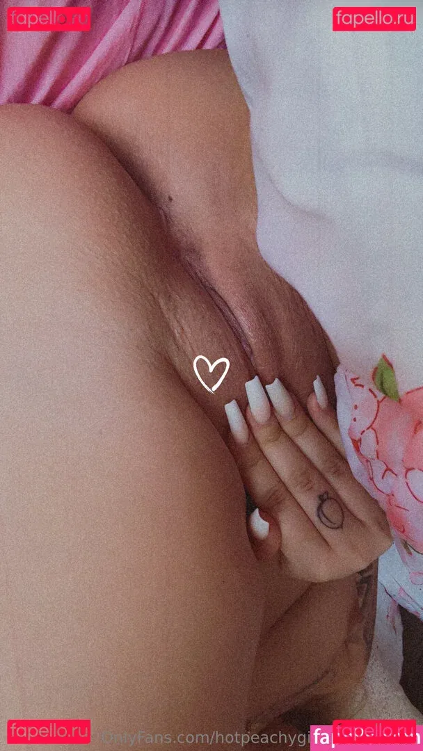 Hotpeachygirl Onlyfans Photo Gallery 