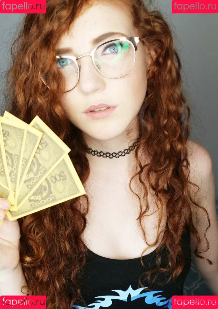 Tidecallernami Onlyfans Photo Gallery 