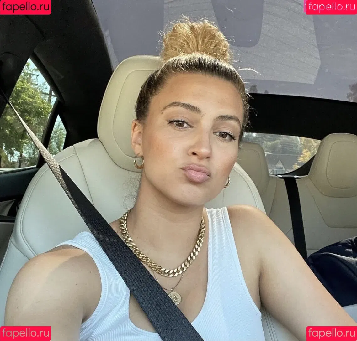 Tori Kelly Onlyfans Photo Gallery 
