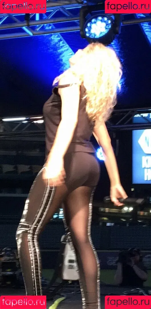 Tori Kelly Onlyfans Photo Gallery 