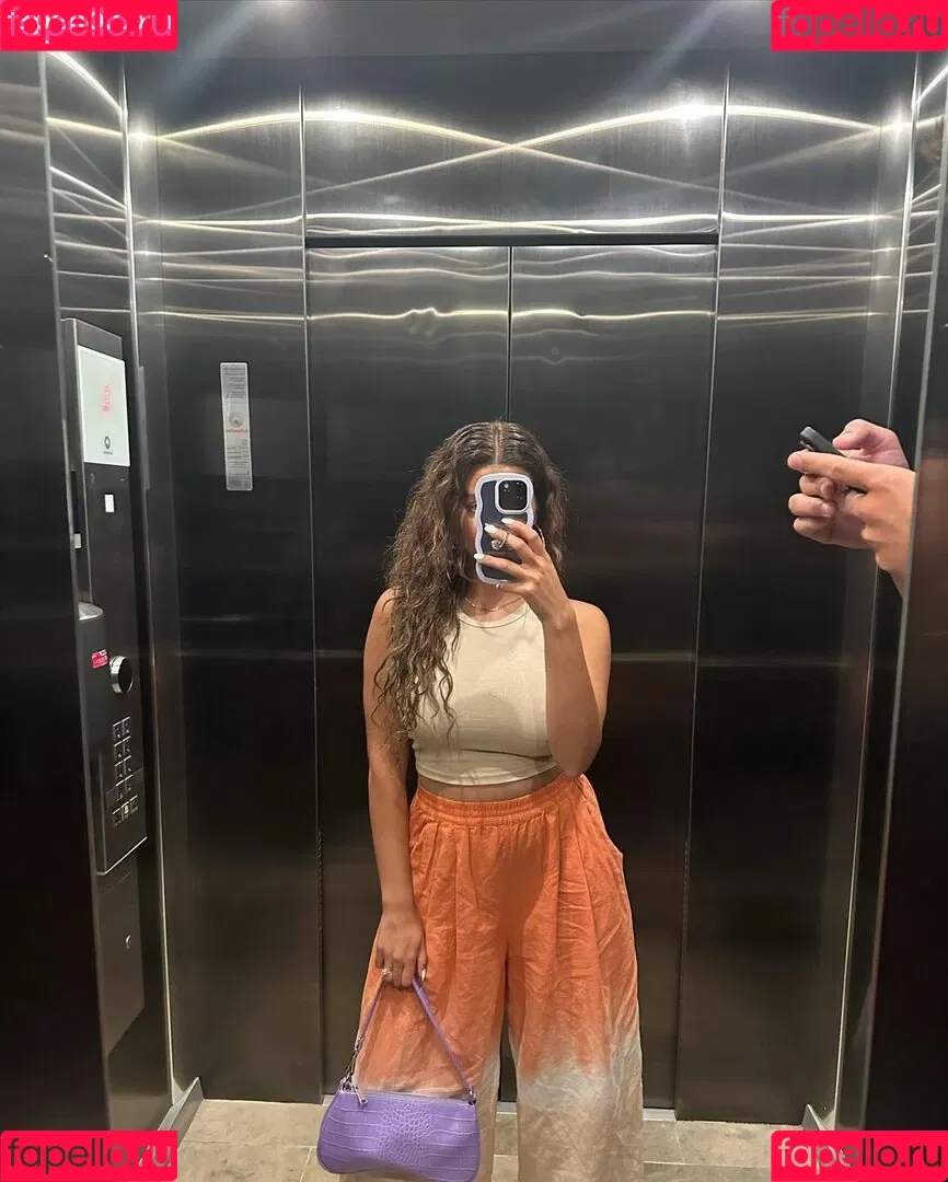 Tori Kelly Onlyfans Photo Gallery 