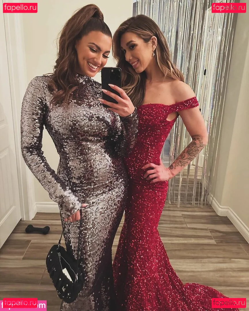 Tori Kelly Onlyfans Photo Gallery 