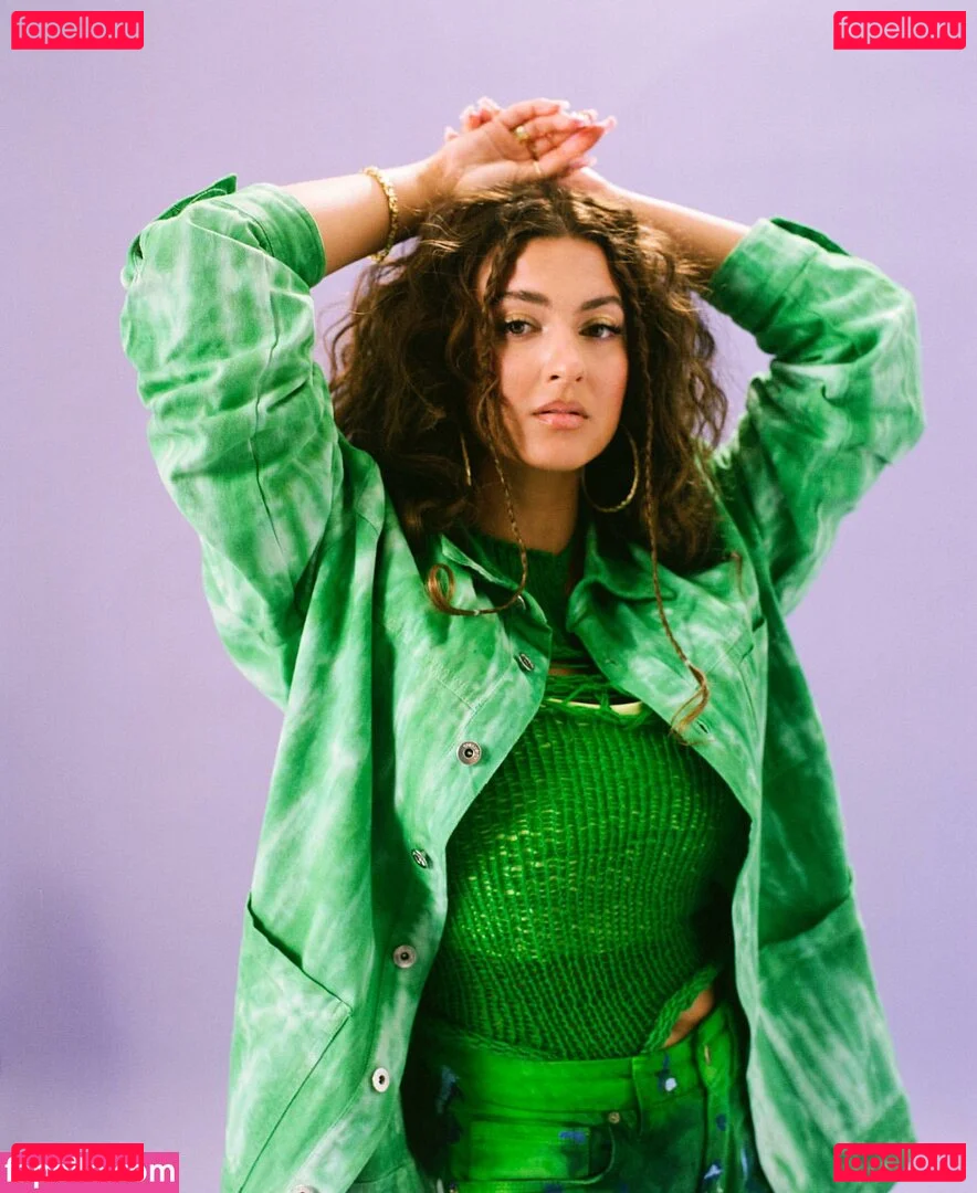 Tori Kelly Onlyfans Photo Gallery 