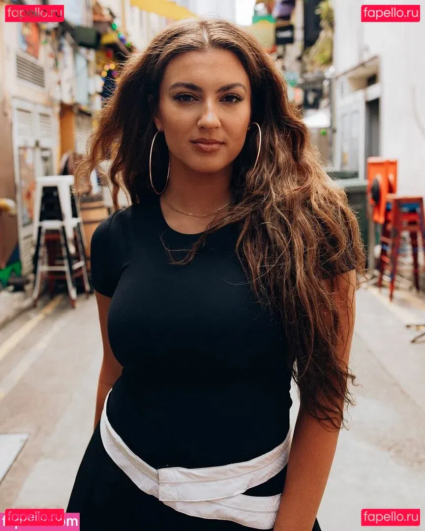 Tori Kelly Onlyfans Photo Gallery 