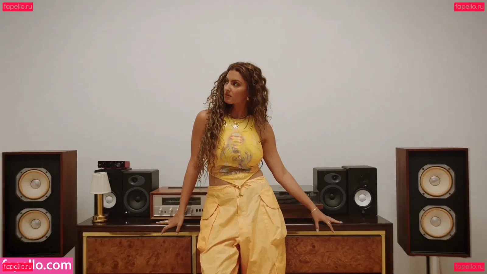 Tori Kelly Onlyfans Photo Gallery 